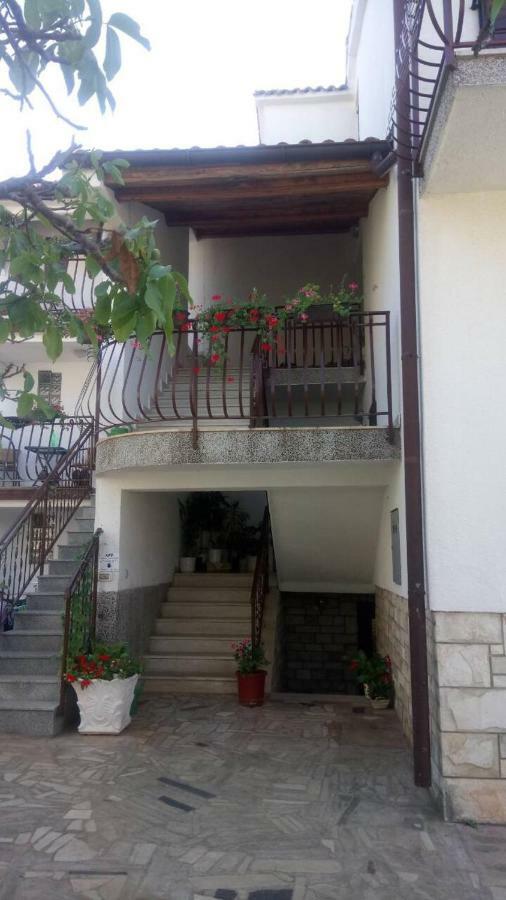 App-amelijas * Zambratija (Istria)